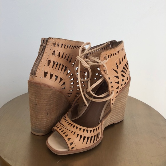 Jeffrey Campbell Shoes - Jeffrey Campbell Rodillo Wedges - Size 6